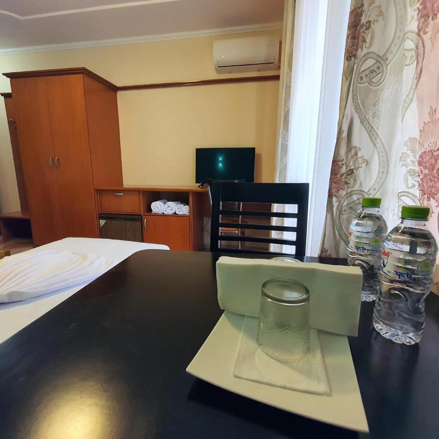 Hotel My Rooms Tirane エクステリア 写真