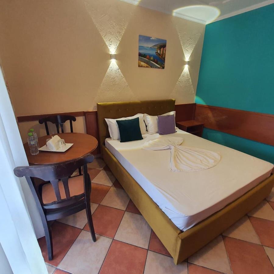 Hotel My Rooms Tirane エクステリア 写真