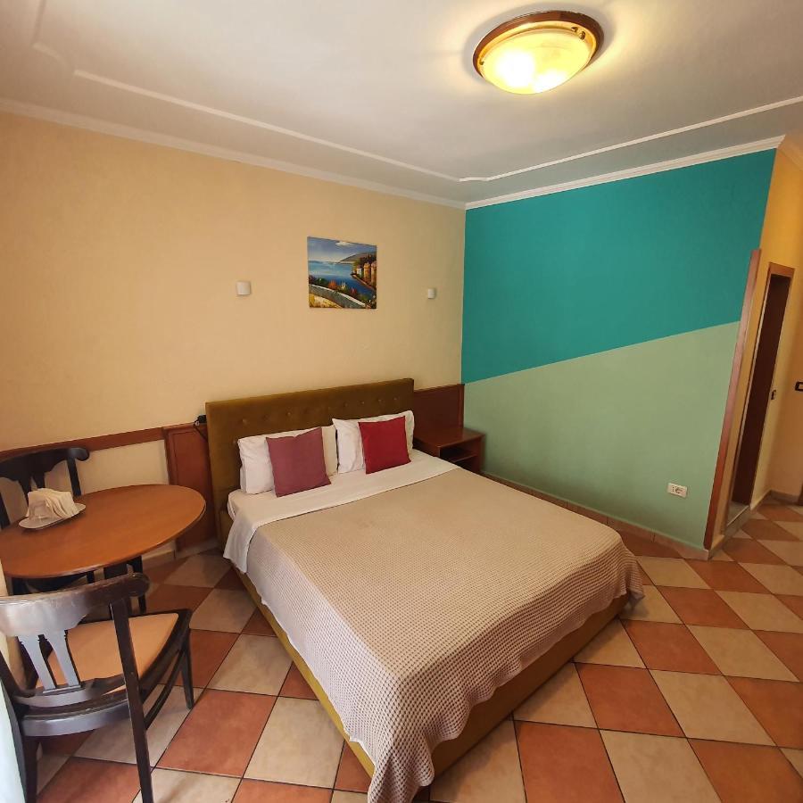 Hotel My Rooms Tirane エクステリア 写真